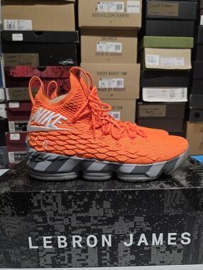 NIKE LEBRON 15 'ORANGE BOX' SZ 11.5